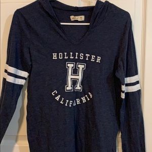 Long sleeve hooded shirt